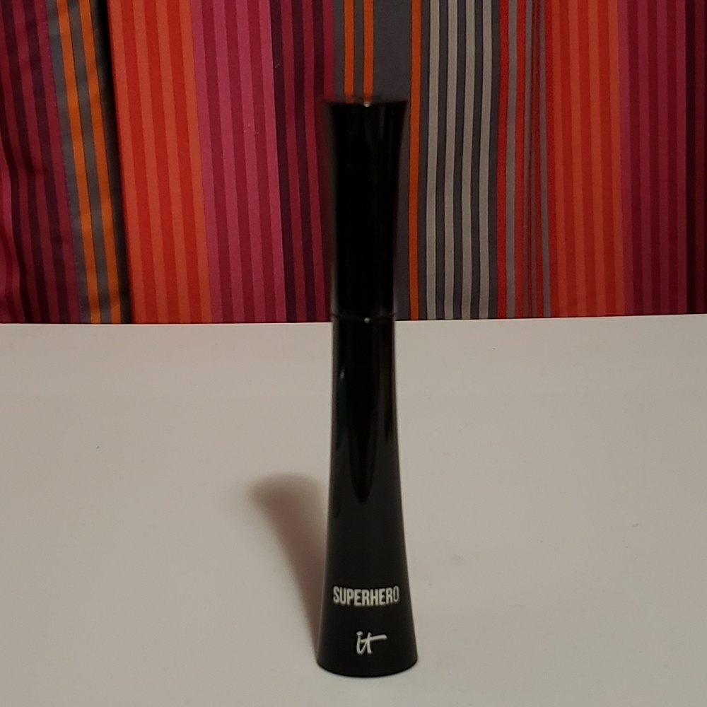 It Cosmetics Superhero Mascara